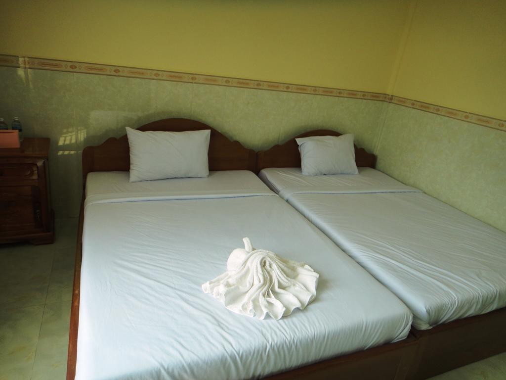 Borey Vatanac Guesthouse Kampot Exteriör bild